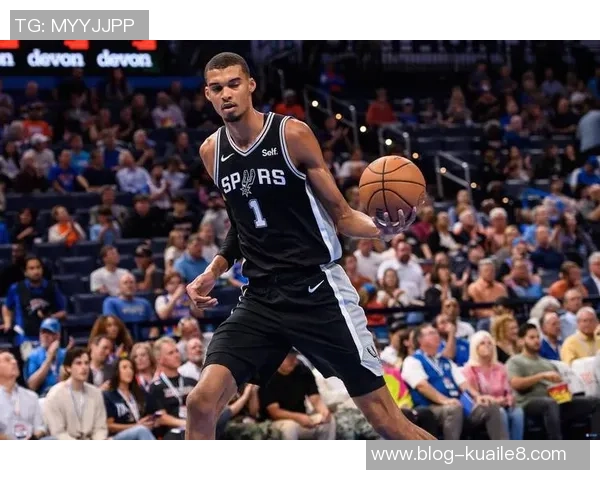 2015年NBA季后赛雷霆对阵马刺精彩录像回放全程回顾与分析 2015年NBA季后赛雷霆对阵马刺精彩录像回放全程回顾与分析