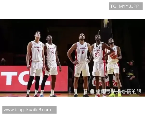 中国男篮迎战加拿大队全力争胜展现实力与团队精神 中国男篮迎战加拿大队全力争胜展现实力与团队精神