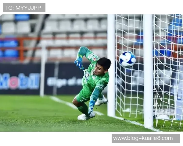 帕丘卡与美洲展开激烈对决谁能在这场比赛中笑到最后